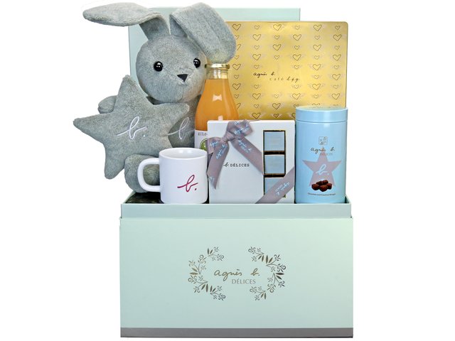 Wine n Food Hamper - agnes b set A2 - BFAH1107A3 Photo